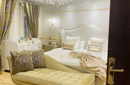 Emirates Hills Villa | Golden Palace Privé
