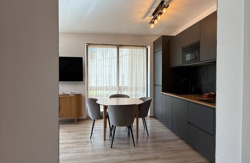 Busteni Apartment | Gorgeous 2-bedroom Apartment in Bușteni