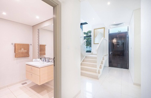 Dubai Villa | Gorgeous 3BR Semi-Detached Villa w/Private Garden