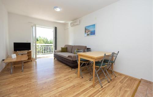 Lokva Rogoznica Apartment | Gorgeous Apartment In Lokva Rogoznica With Wifi
