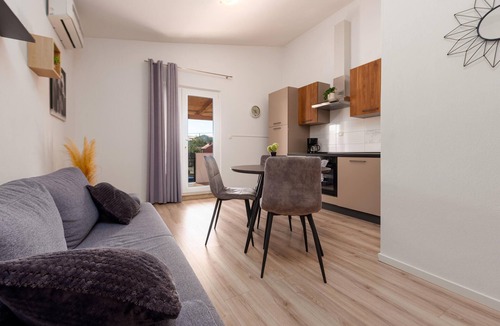 Podgradina Apartment | Gorgeous apartment in Podgradina
