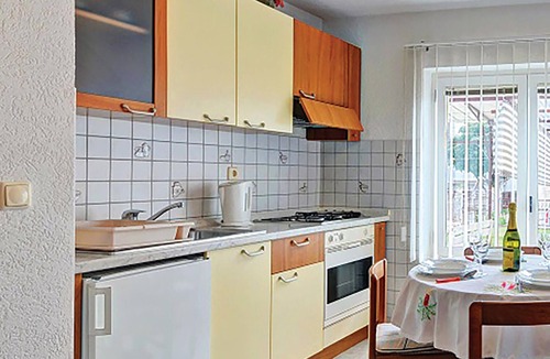 Vintijan Apartment | Gorgeous apartment in Pula with WiFi