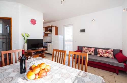 Rtina Apartment | Gorgeous apartment in Rtina with WiFi