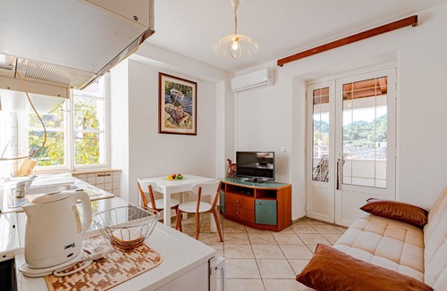 Broce Apartment | Gorgeous apartment in Ston with WiFi