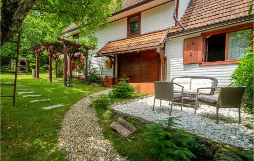Brod na Kupi House | Gorgeous Home In Brod Na Kupi With Wifi