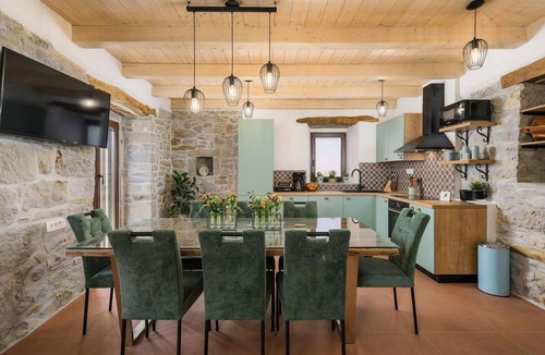 Buzet House | Gorgeous home in Buzet