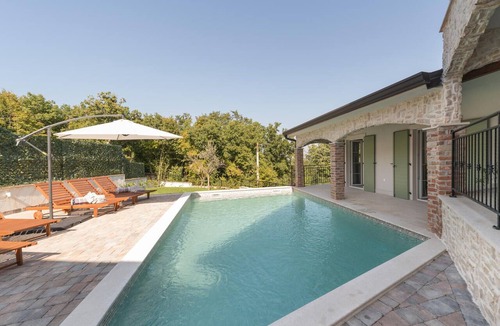 Crklada House | Gorgeous home in Crklada