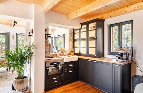 Solta House | Gorgeous home in Grohote