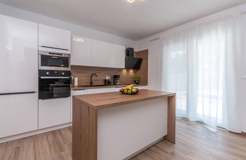Donje Rastane House | Gorgeous home in Donje Rastane