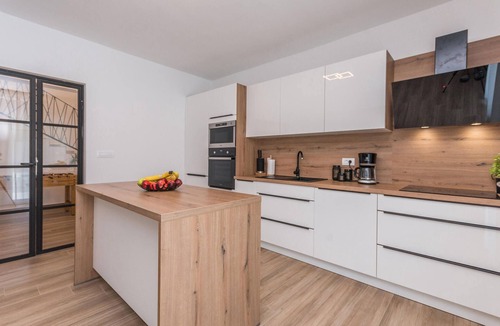 Donje Rastane House | Gorgeous home in Donje Rastane