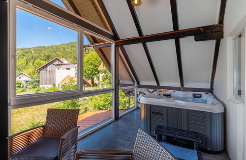 Presika House | Gorgeous home in Jablan with WiFi