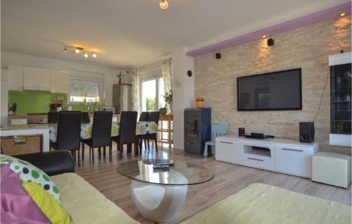 Kurili House | Gorgeous Home In Kanfanar With Wifi