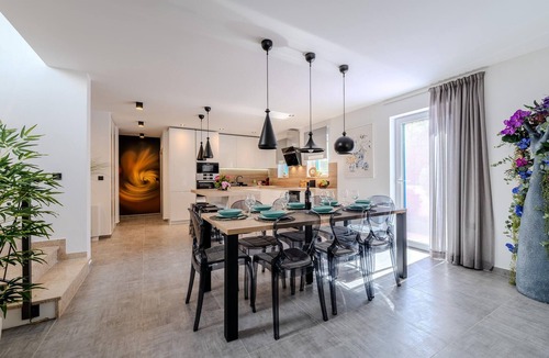 Malinska-Dubasnica House | Gorgeous home in Malinska with sauna