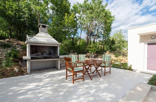 Muc House | Gorgeous home in Muc with WiFi