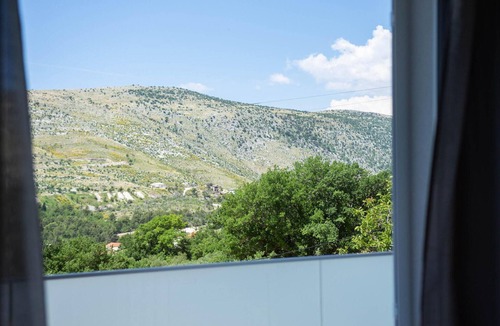 Srinjine House | Gorgeous home in Srinjine