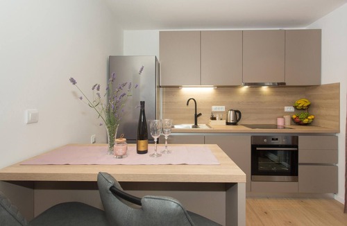 Split House | Gorgeous home in Srinjine