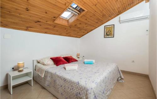 Susak House | Gorgeous Home In Susak With Wifi
