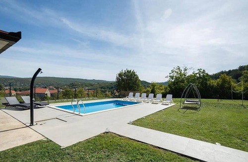 Trilj House | Gorgeous home in Trilj