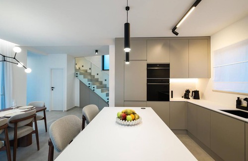 Iz House | Gorgeous home in Veli Iz