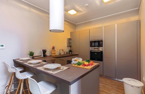 Veprinac House | Gorgeous home in Veprinac with sauna
