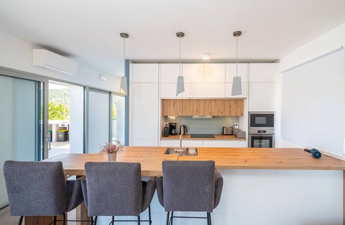 Zman House | Gorgeous home in Zman