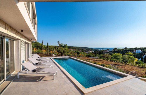 Zman House | Gorgeous home in Zman