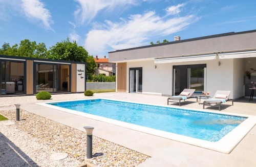 Zupanici House | Gorgeous Home In Zupanici With Sauna