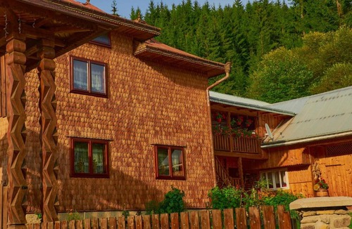 Ciumarna House | Gospodăria Colinița Bucovina