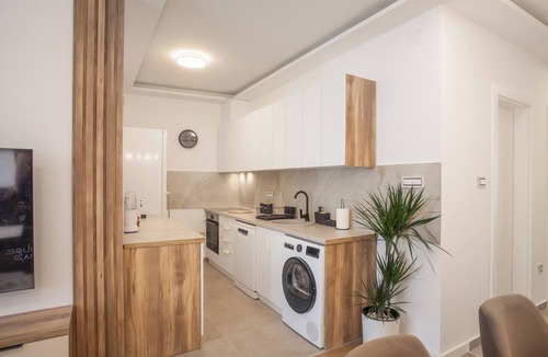 Novi Sad Apartment | Grand Stay Apartment + Free Private Parking