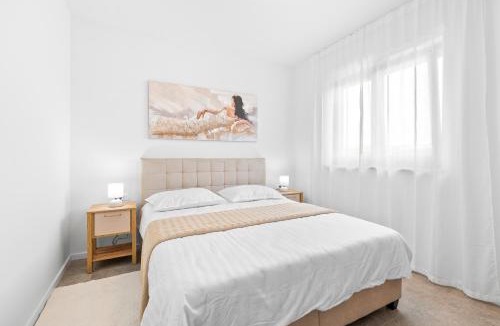 Vrvari Apartment | Green view