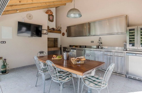 Omis House | Greystone by Interhome
