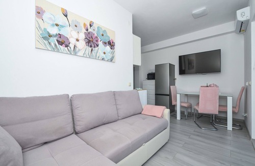 Mastrinka Apartment | GRIGIC 2 - beutiful apartment for 3 persons, 170m from a beach