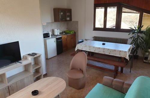 Grabovac House | Guest House Borić