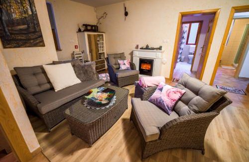 Zuzemberk House | Guest House Frata