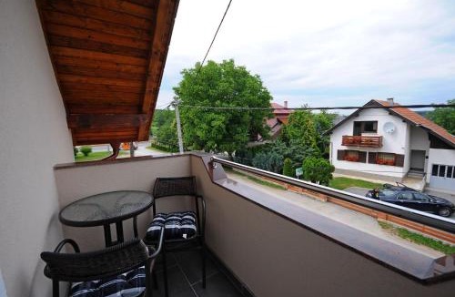 Grabovac House | Guest House Korita