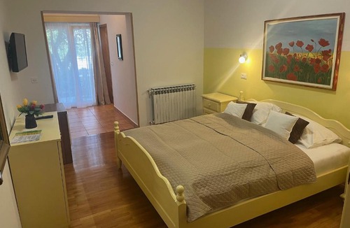 Valica Bed & Breakfast | Guest House Villa Soši