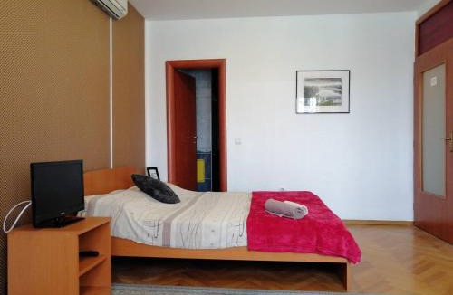 Slavonski Brod House | Guesthouse Sava