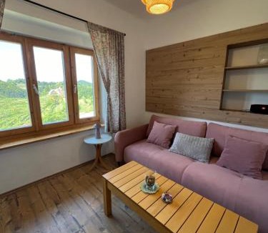 Majsperk House | Haloze Chill