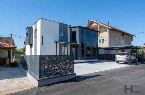 Sanski-Most Apartment | Hazam Aparthotel