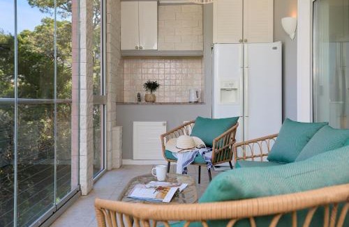 Babin Kuk Apartment | Hedera Estate, Hedera A3