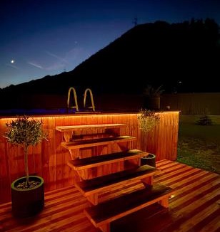 Brezoi Ski Chalet | Hidden Cabin