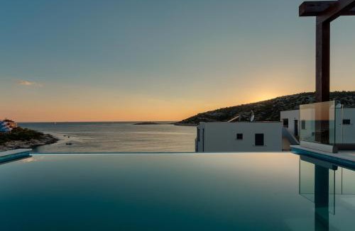 Razanj Villa | Hideaway Villa am Meer