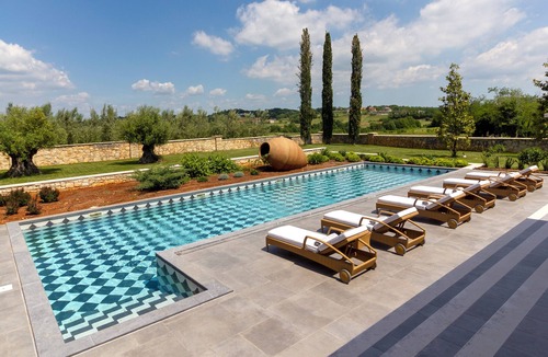 Vizinada House | Historic Tuscan Mansion in Istria with Pool