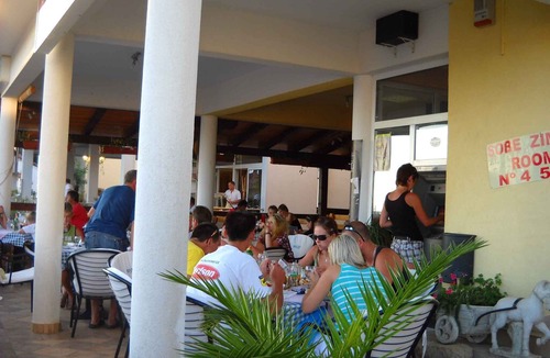 Starigrad Apartment | Holiday apartment 50 m from the sea and close to Paklenica national park