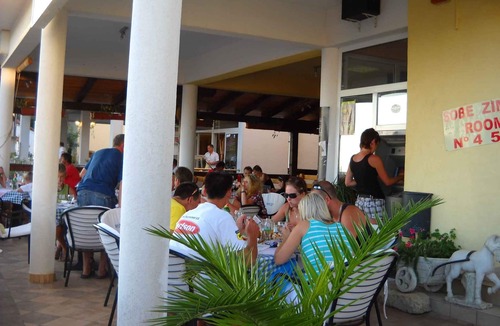 Starigrad Apartment | Holiday apartment 50 m from the sea and close to Paklenica national park