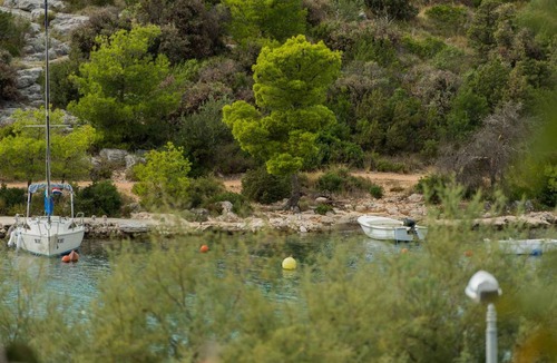 Grebastica Apartment | Holiday apartment 10 m from the beach