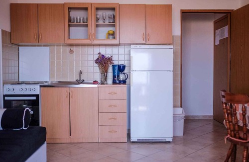 Barbat na Rabu Apartment | Holiday apartment 50 m from the Adriatic
