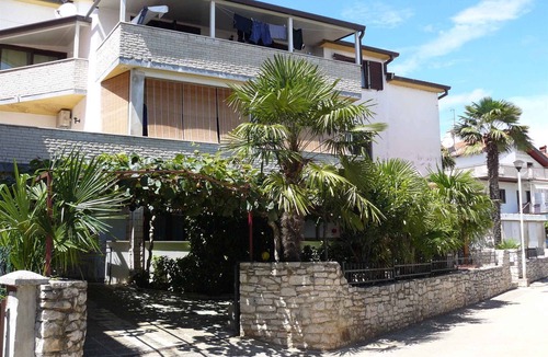 Novigrad Apartment | Holiday apartment beach at 30 m