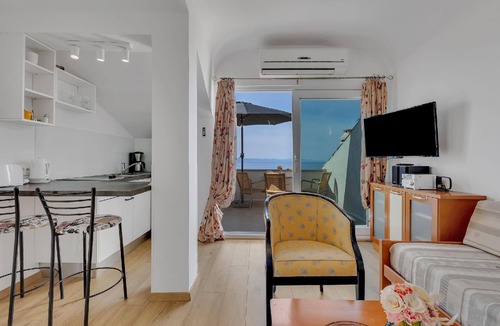 Drasnice Apartment | Holiday apartment Drasnice for 1 - 3 persons with 1 bedroom - Holiday apartment in one or multi-fami