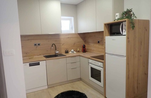 Susica Apartment | Holiday apartment for 9 people with sea views